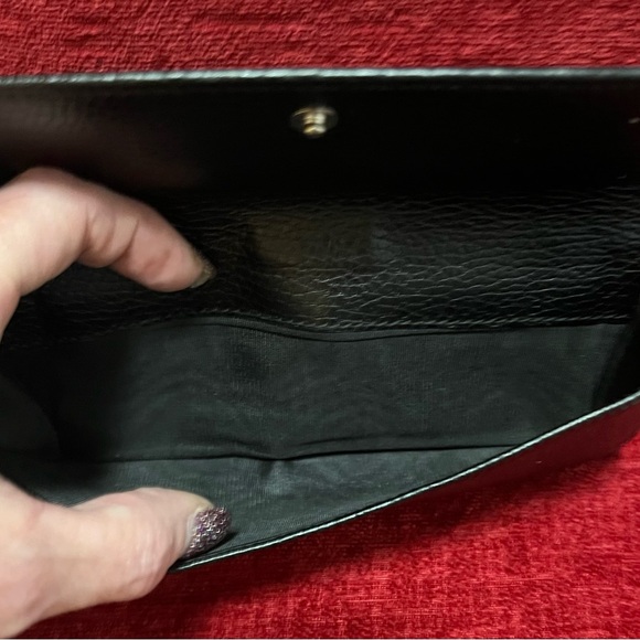 GUCCI AUTHENTIC BLACK LONG PEBBLED LEATHER BIFOLD W/ SILVER PLATE HARDWARE. EUC - Picture 4 of 13